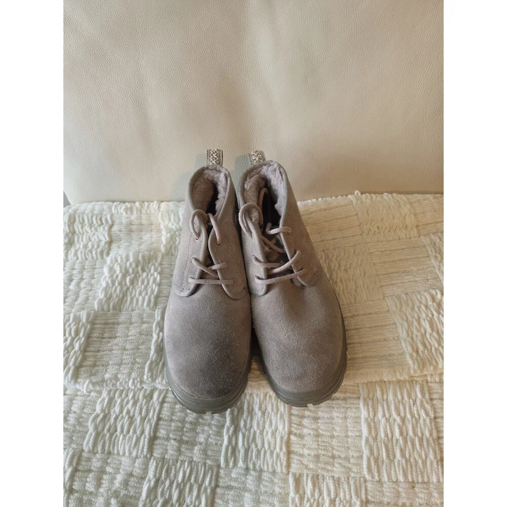 UGG Neumel Clear Chukka Boots Sz 9